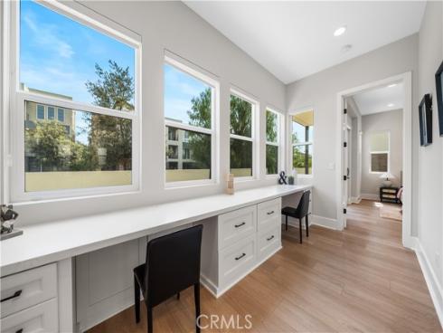 271 Merit , Irvine, CA