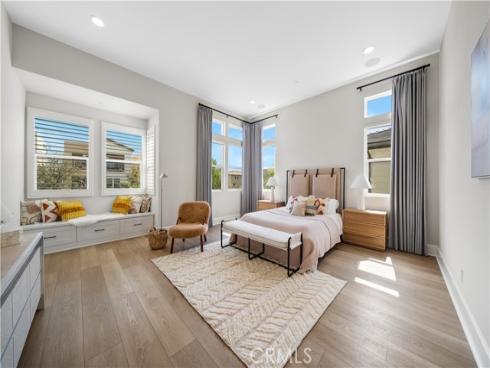 271 Merit , Irvine, CA