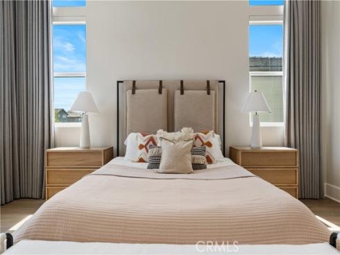 271 Merit , Irvine, CA