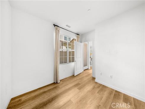 65 Tallowood , Irvine, CA