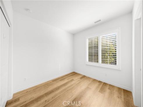 65 Tallowood , Irvine, CA