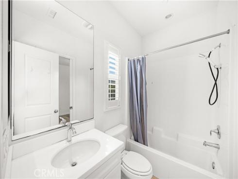 65 Tallowood , Irvine, CA