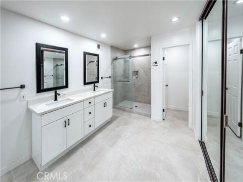 6 Highland 4 , Irvine, CA