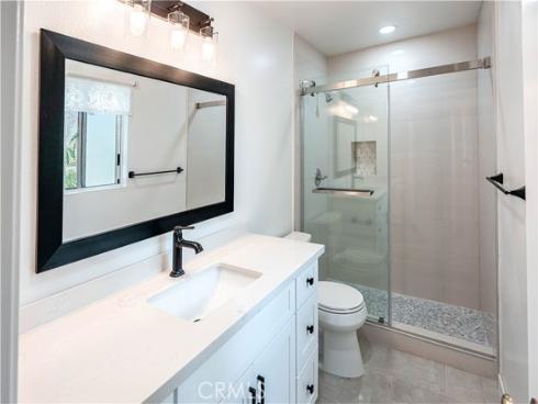 6 Highland 4 , Irvine, CA