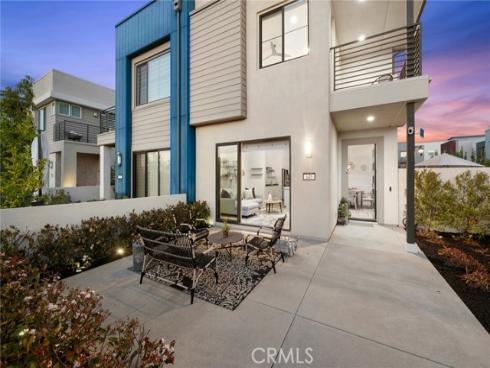 145 Novel , Irvine, CA