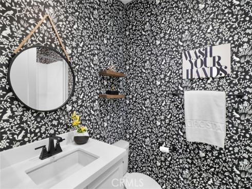 145 Novel , Irvine, CA