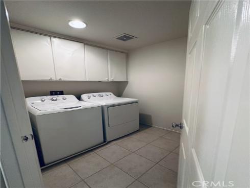 5 Chinaberry , Irvine, CA