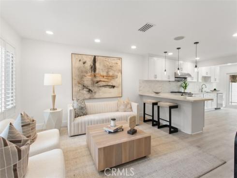 15 Alejo 61 , Irvine, CA