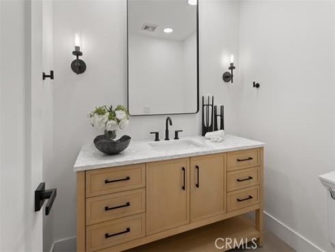 15 Alejo 61 , Irvine, CA