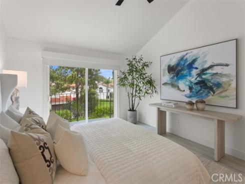 15 Alejo 61 , Irvine, CA