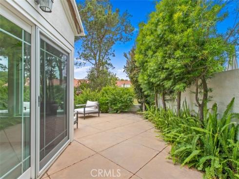 15 Alejo 61 , Irvine, CA