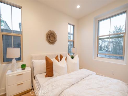 149 Somera , Irvine, CA