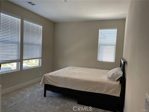 127 Swift , Irvine, CA