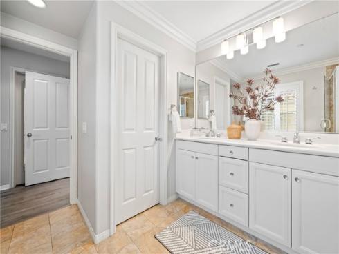 21 Gardenpath , Irvine, CA