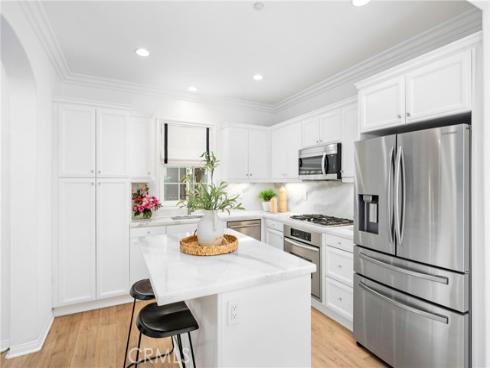 21 Gardenpath , Irvine, CA