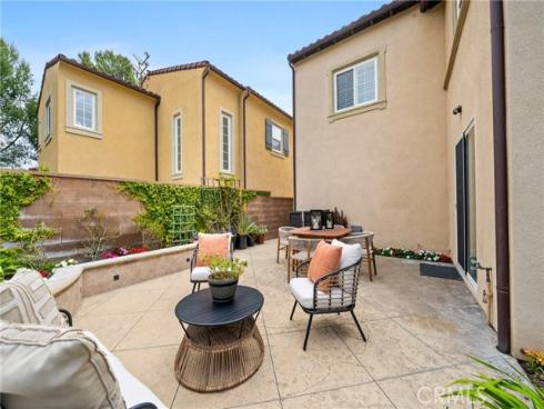 21 Gardenpath , Irvine, CA