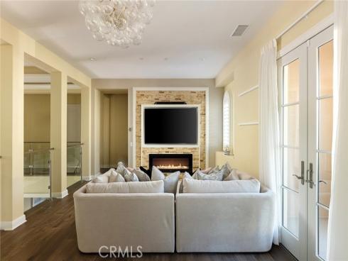 105 Lanzon , Irvine, CA