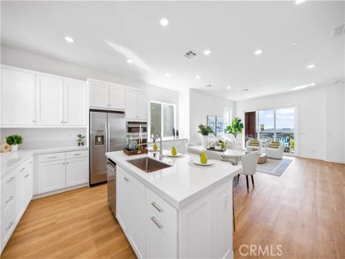 104 Abacus , Irvine, CA