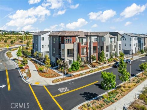 104 Abacus , Irvine, CA