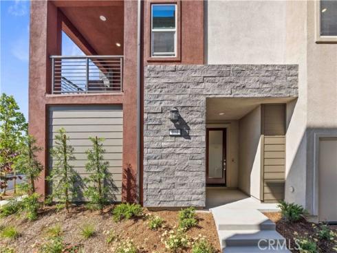 104 Abacus , Irvine, CA