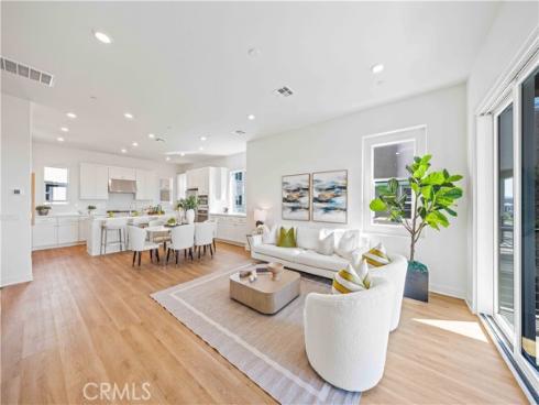 104 Abacus , Irvine, CA