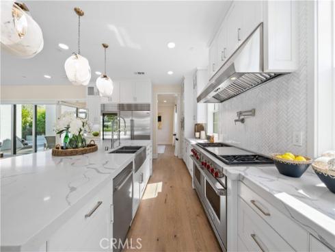 100  Bellatrix  , Irvine, CA