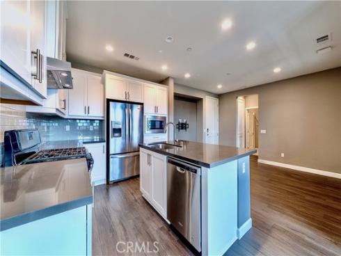 1114 Epic , Irvine, CA