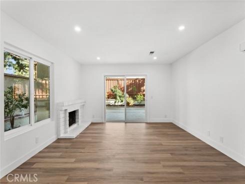 16 Encina , Irvine, CA