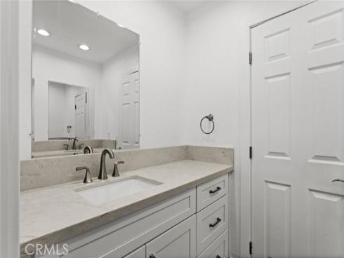 16 Encina , Irvine, CA