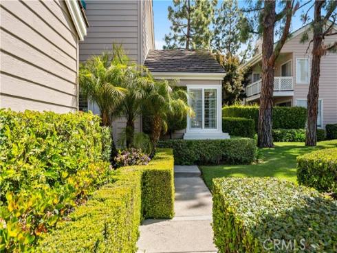 26 Lakefront 76 , Irvine, CA