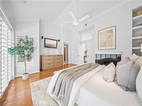 26 Lakefront 76 , Irvine, CA