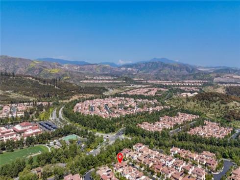 25 Tenderfoot , Irvine, CA