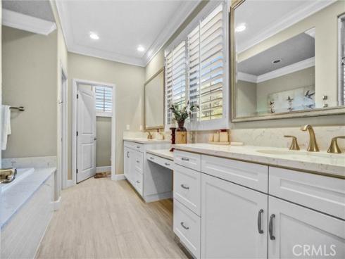 135 Bridle Path , Irvine, CA