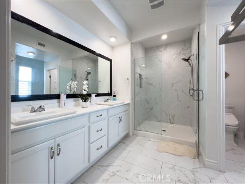 148 Spectacle , Irvine, CA