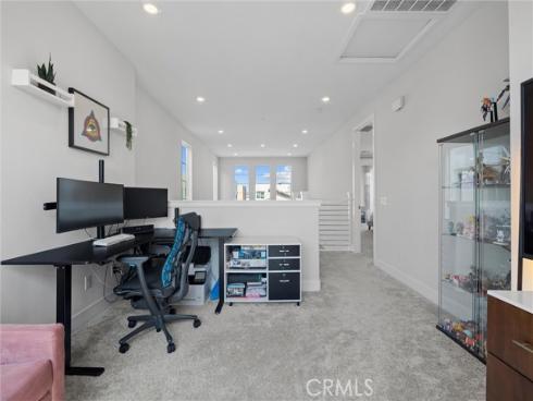 128 Pattern , Irvine, CA