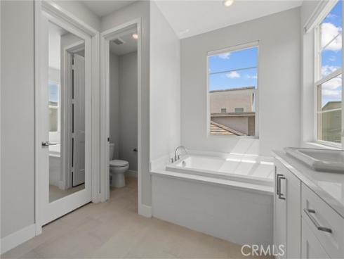 128 Pattern , Irvine, CA