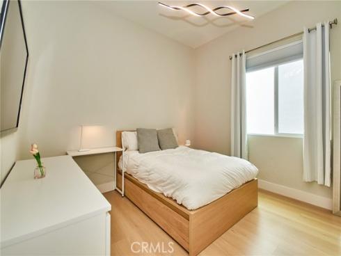 259 Chorus , Irvine, CA