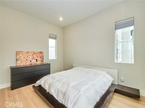 259 Chorus , Irvine, CA