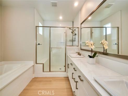 259 Chorus , Irvine, CA