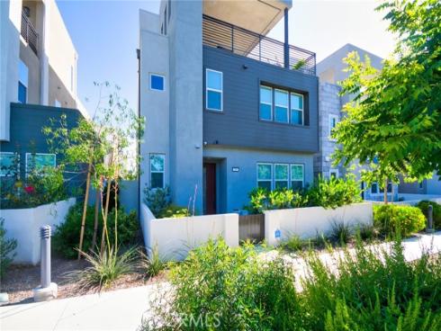 259 Chorus , Irvine, CA