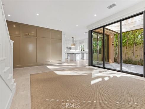 111 Vigna , Irvine, CA