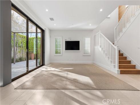 111 Vigna , Irvine, CA