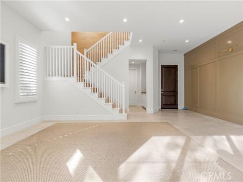 111 Vigna , Irvine, CA