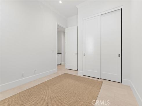 111 Vigna , Irvine, CA