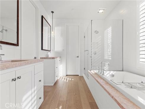 111 Vigna , Irvine, CA