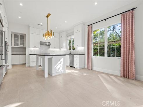111 Vigna , Irvine, CA