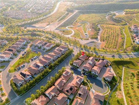 111  Vigna  , Irvine, CA