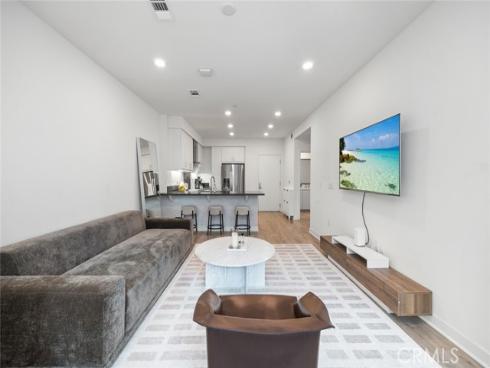 2424 Nolita , Irvine, CA