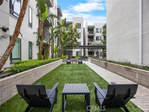 2424 Nolita , Irvine, CA