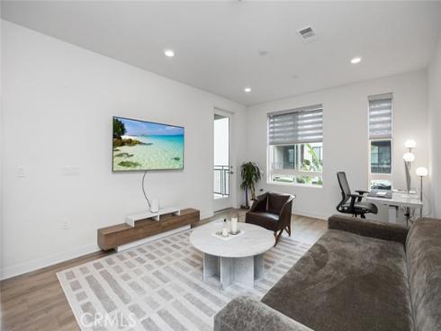 2424 Nolita , Irvine, CA